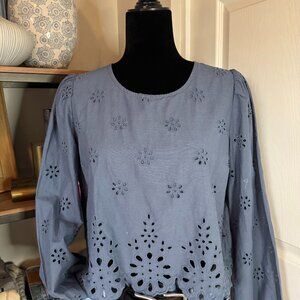 American Eagle Blue Embroidered Eyelet Crop Long-sleeve Top - Size M  - NWT!